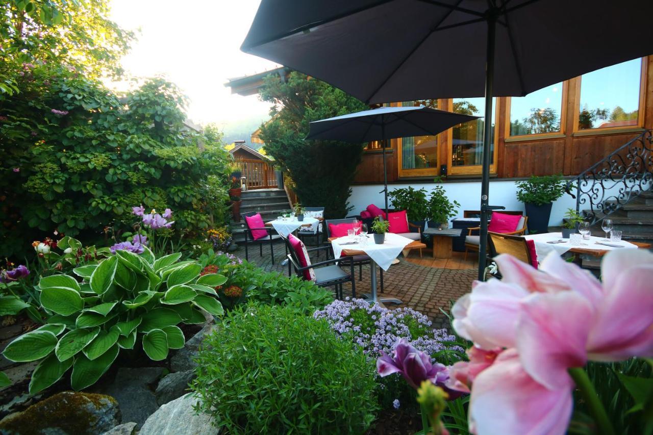 Kia Ora Hotel Restaurant 바그라인 외부 사진