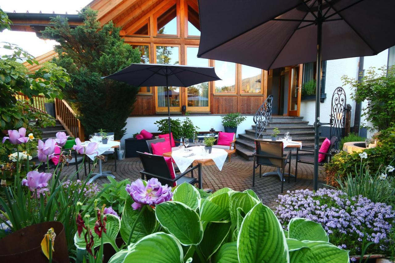 Kia Ora Hotel Restaurant 바그라인 외부 사진